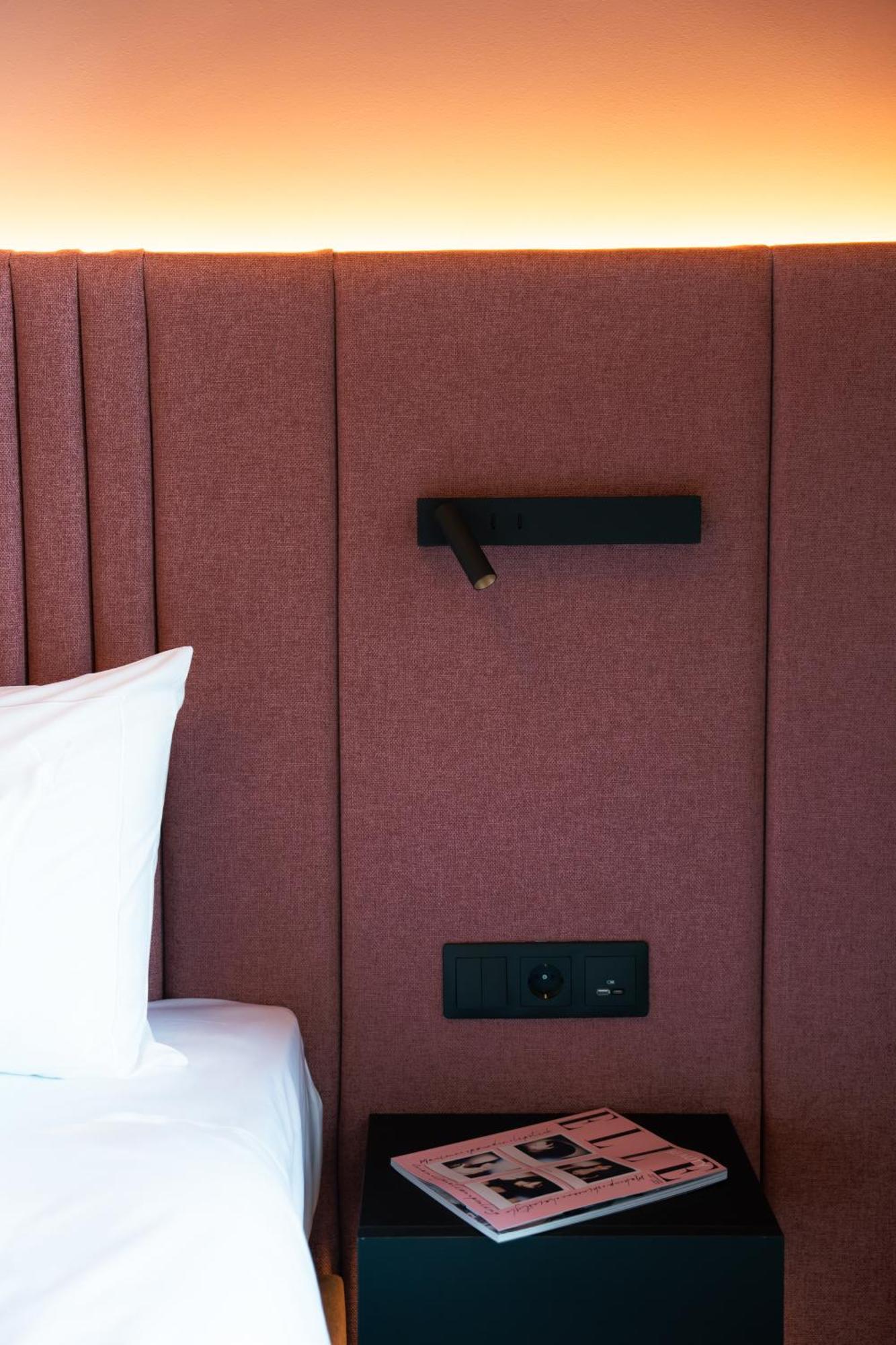 Viale Boutique Hotel ヴィッラーニ エクステリア 写真
